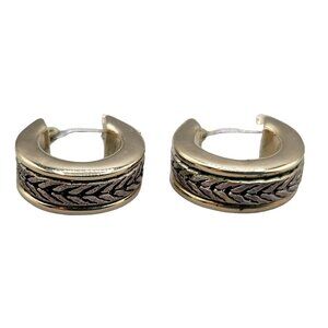 Wide Hugger Huggies Earrings Gold Tone Black Chevron Latch Back Closure